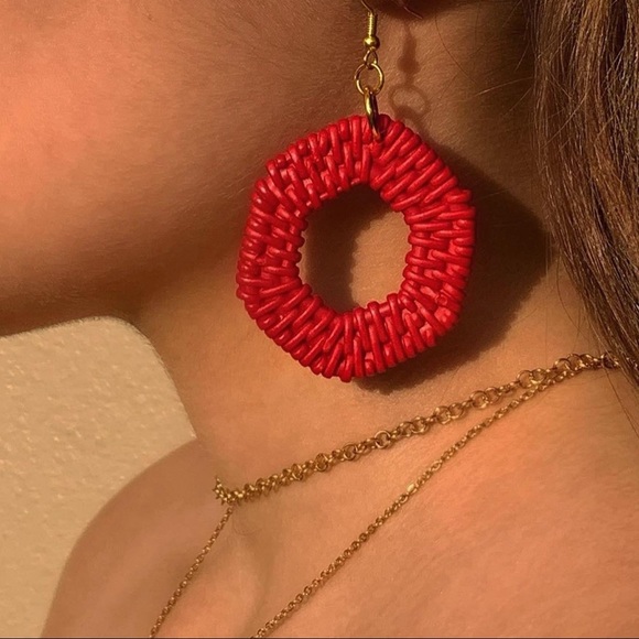 Pink Earrings💗 - Picture 2 of 2